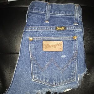 Vintage wrangler daisy duke shorts